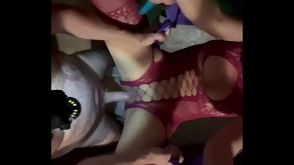 TooTighttoDrip getting fucked hard and her pussyfilled_up with_cum on sex swing