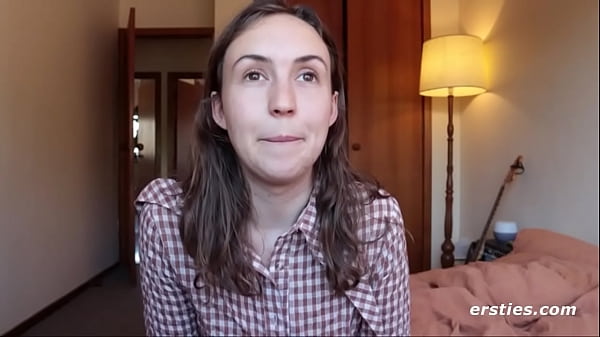 Play MP4 - This natural beauty is a very sexual creature