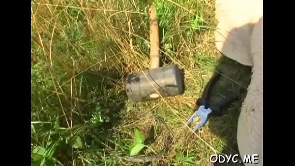 Babe_gives a_steamy oral sex