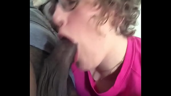 Play MP4 - My mouth is a V-12