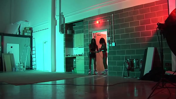 Nonton Delotta Brown Has Her White Fuck Buddy Suck Her Nipples Before Sex thumbnail