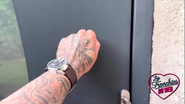 Gwen fille sexy bouffe dela biteet de la chatte