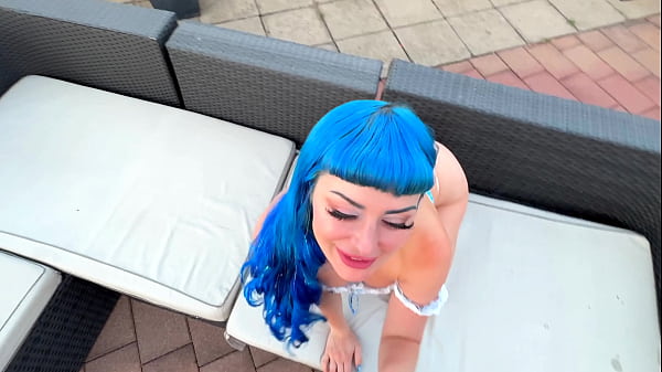 Nonton Rooftop Sex thumbnail