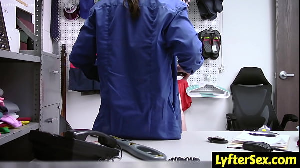 Teen offer up her tight pussy to the guard in exchange for her freedom lyftersex 