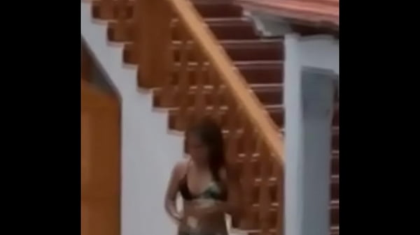 PRETTY TEEN_ASS ON BIKINI