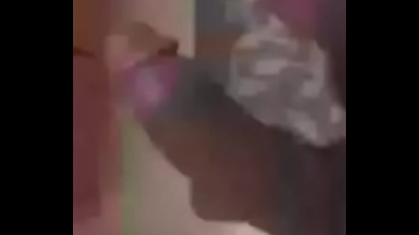 Nonton Big Dick Hard Af Bouncing Before Shower thumbnail