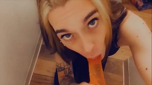 Pretty Shemale Masturbating thumbnail