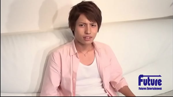 今風可愛い系男子が初登場！！事情により裸体シーンは顔出しngと、長時間の交渉の末、なんとか脱がせちゃいましたょ！！笑 インタビューを終え服を脱いでもらい早速目隠しプレイスタートスタッフが身体を触り始めると即アソコはビンビンに・・ thumbnail