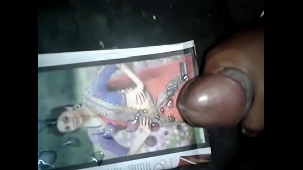 Play MP4 - My Cum tribute to south indian actress kajal agarwal