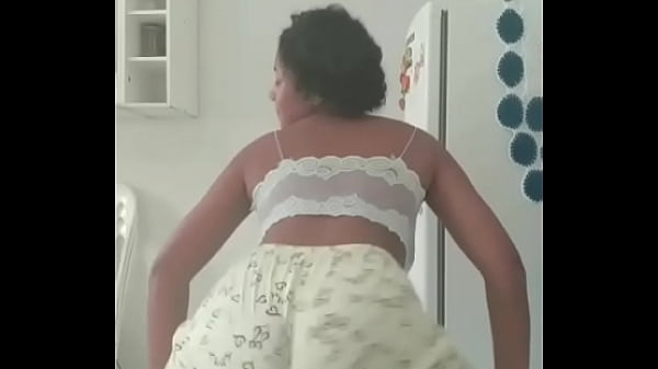 Play MP4 - novinha rebolando