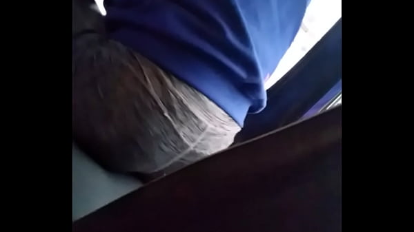 Play MP4 - Rico culo de cobradora de combi