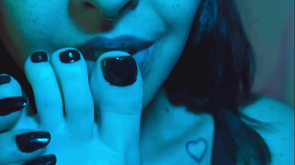 BIA ROMAN_XDEMONICA FOOT WORSHIP