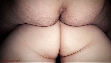 SHE FUCKS WITH HER GIRLFRIEND'S - SLUT HOT MATURE COUGAR 