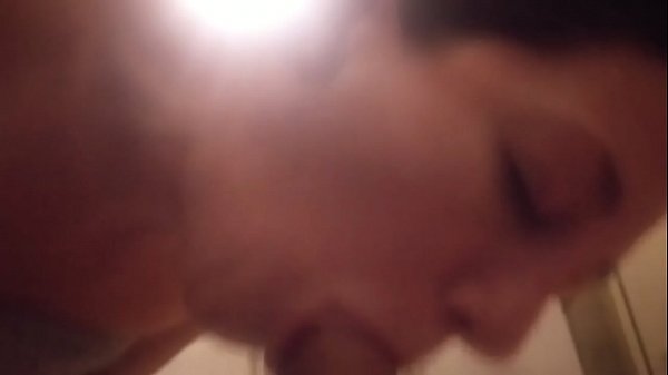 Play MP4 - Nik devours my cock again