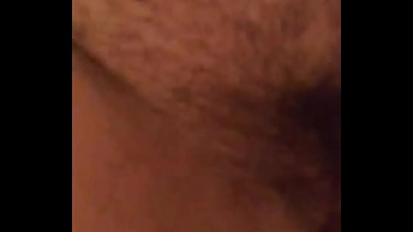 Meti&eacute;ndome un consolador