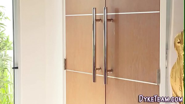 Lesbian milf_licking_ass