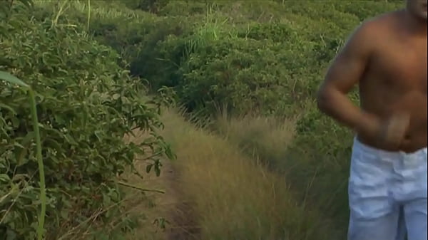 Nonton Tarra White An Unfaithful Blonde Whore Concedes Her Asshole To Cock On A Beach thumbnail