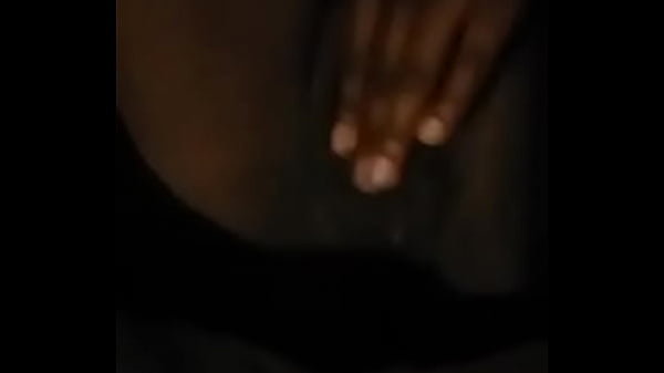 Michelle pussy play bangemup 