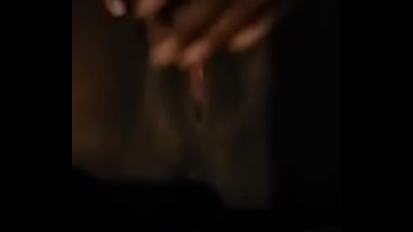 Michelle pussy play bangemup