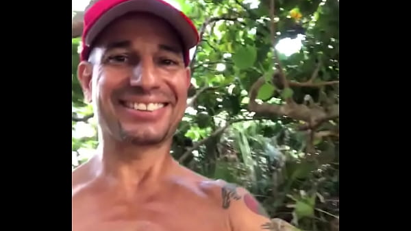 BEACH BODY PORN STAR