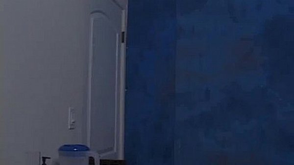 Nonton Flawless Babe Likes To Ride Weenie thumbnail