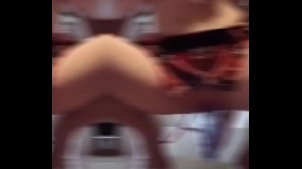 Nonton Abonne Toi ! Seulement 4&euro; Pour D&eacute;couvrir Mon Univers Photos Et Vid&eacute;os ... thumbnail