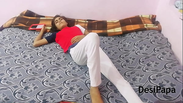 Play MP4 - Petite Indian Girl wakes up and fucks in the morning
