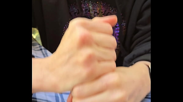 Play MP4 - A smoke and a blowjob