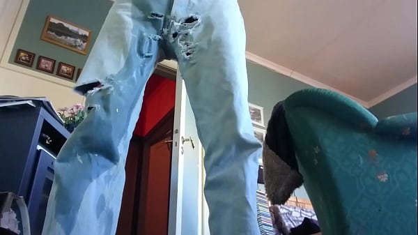 Norwegian - I just have to pee 