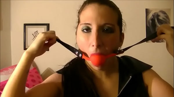 Sexy Bondage Woman Gags Herself For 50 Minutes Straight! thumbnail