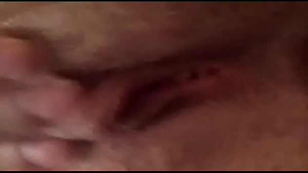 Violet Linnshowingher pink tight_pussy