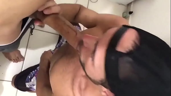 Novinho do Pauzao me comendo gostoso 