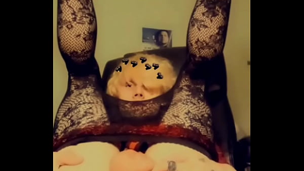 femboyscotty23 - Spreading my pretty bussy for daddys dick! 