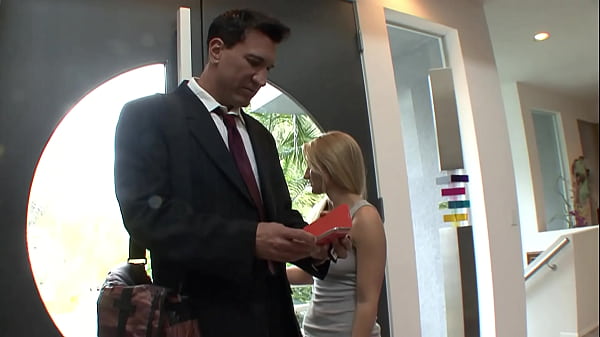 Cali Carter Goes Down On Her Much Older Step Daddy thumbnail