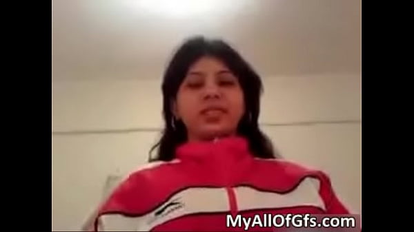 Nonton Nasty Brunette Hoe Blows Stiff Rod thumbnail