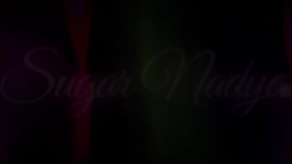 Nonton After Rating The Dick, She Couldn't Handle The Temptation And Fucked Her Pink Pussy thumbnail