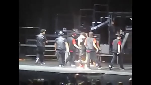 Nonton Trim.6a895fba-2996-4c99-99be-94fe68caf17d.mov thumbnail