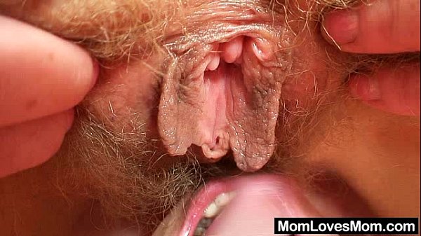 Unshaven amateur gets_toyed byperverse blond_dame