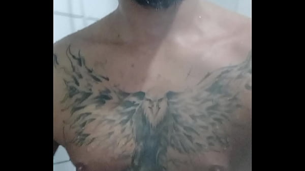 Vem aqui pra mim bater o pau na sua cara 