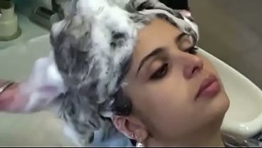 Tayla Backward Hairwash 