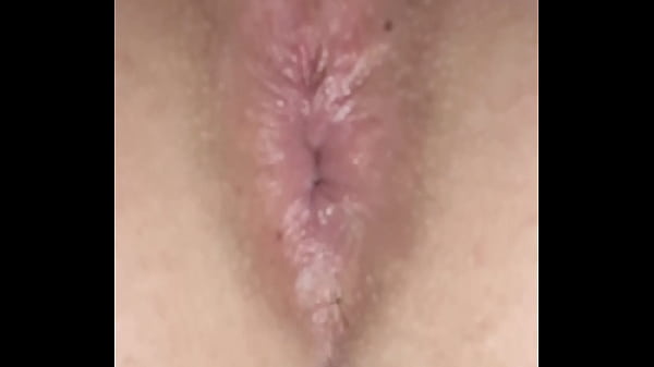 Play MP4 - Bussy masturbating close up