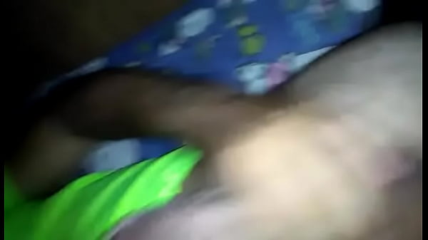 Play MP4 - masturbandome para mi novia