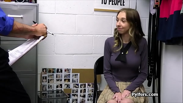 She tried to steal a processor but got fucked instead 