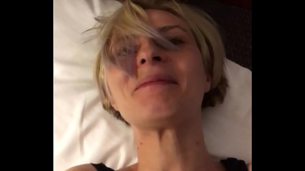 Hotel blowjob 