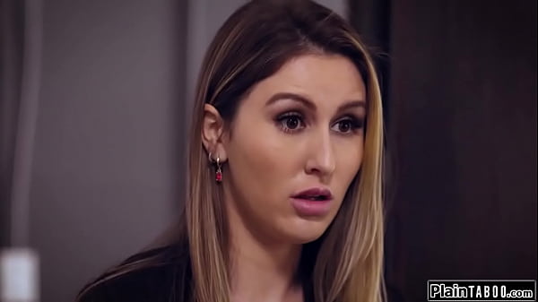 Babe strapon fuckd aftercaught_cheating