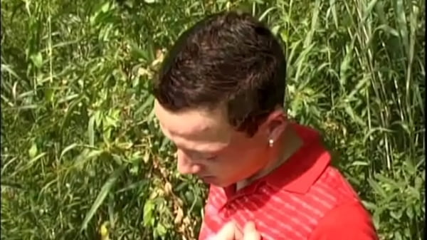 deux beaux francais baisent bareback pour un film amateur