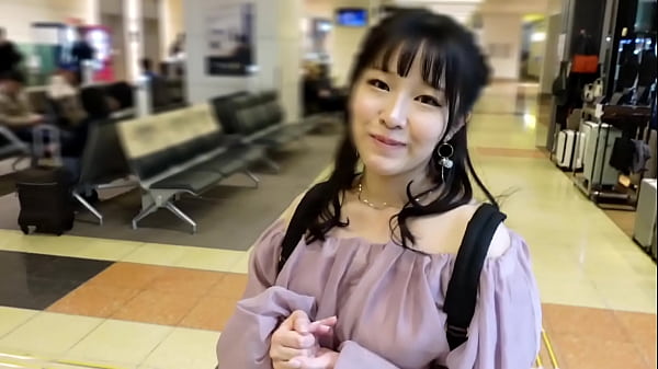 パート1 セックスのために日本中旅行する、すずちゃん21歳。巨根と激しめ膣奥好きのドスケベ女子大生 thumbnail