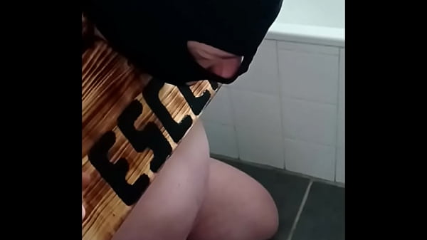 Nonton 2025 03 06 Esclave F Domine Ebed Avec Le Carcan thumbnail