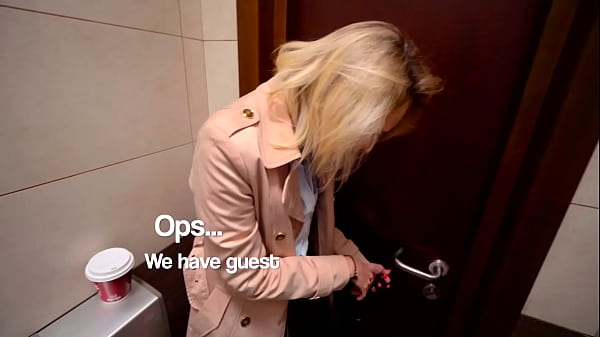 18 Babe Sucking Dick In Wendis Restroom To Get Sperm For Her Coffee thumbnail