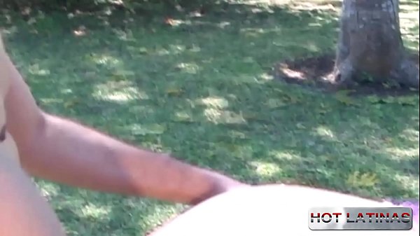 Play MP4 - Two bitches like to be spank - Sabrina Lynns - Vanessa Blond - Frotinha Porn Star -